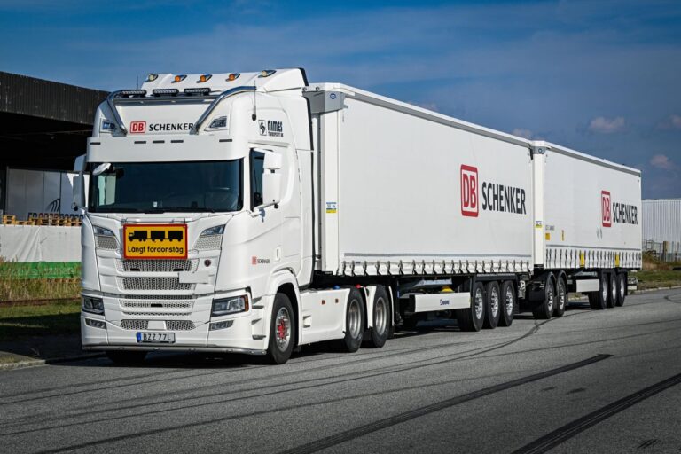 DB Schenker gaat Roadtrains testen in Zweden