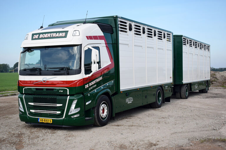 De Boertrans vervoert vee met nieuwe Volvo FM