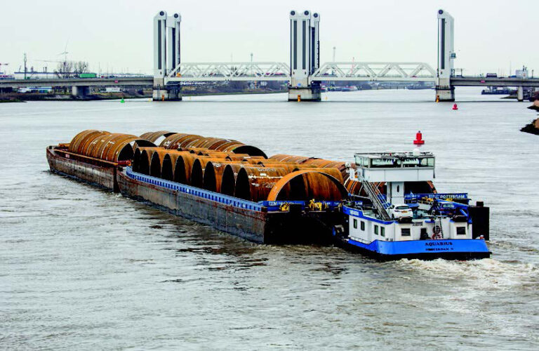 Rederij de Jong kiest voor HVO100 voor duurzamer transport voor SIF