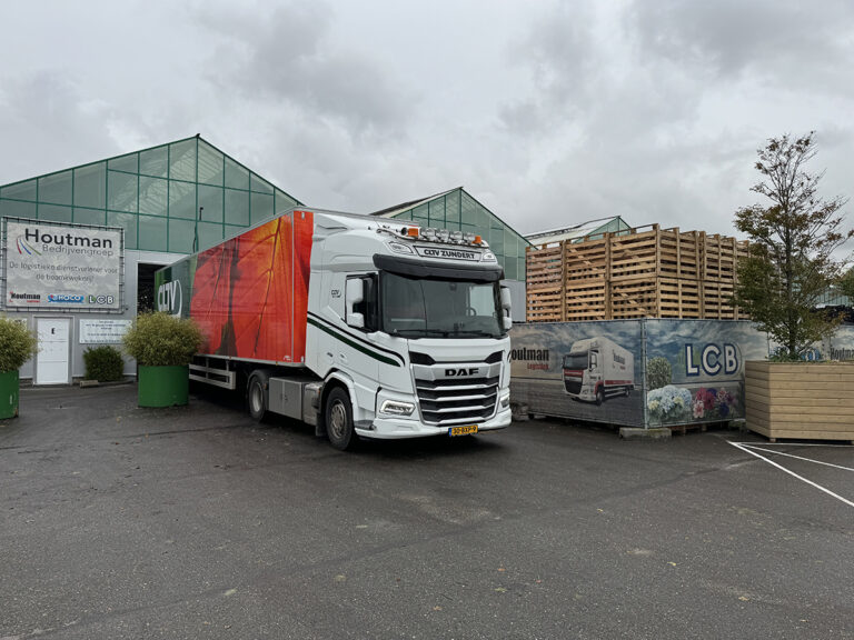 Toonaangevende logistiek dienstverleners CLTV en LCB gaan logistiek intensiever samenwerken