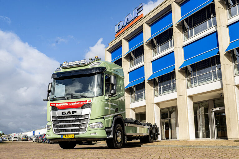 DAF XD 500ste vrachtwagen voor Van Happen Containers