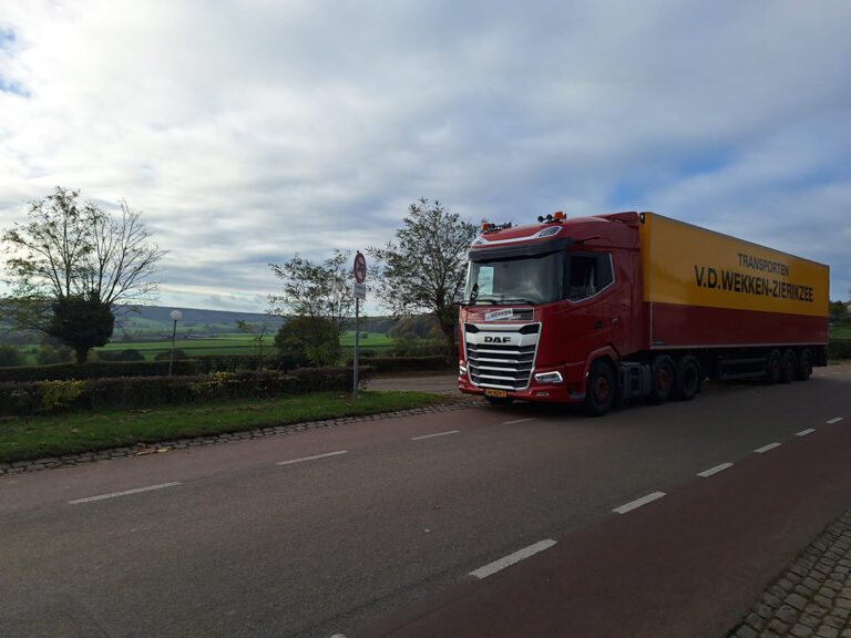 Transportbedrijf v/d Wekken Zierikzee en DAF: 75 Jaar samenwerking