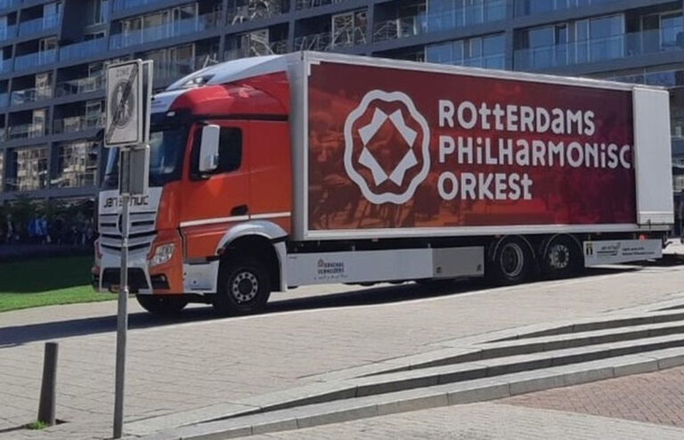 Oomen Group neemt Jan Schut Verhuizingen over en breidt uit naar Rotterdam