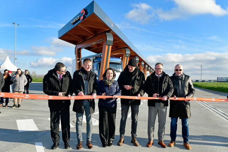 Milence opent eerste snellaadhubs voor elektrische vrachtwagens in Duitsland