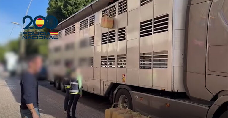 Celstraf en 5 miljoen euro geëist tegen Nederlandse vrachtwagenchauffeur in Spanje vanwege drugssmokkel [+video]