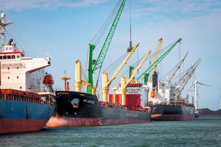 Klein plusje voor goederenoverslag North Sea Port in 2024