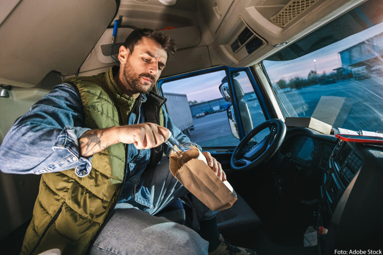 Vrachtwagenchauffeur met 3,6 promille van Duitse A2 gehaald