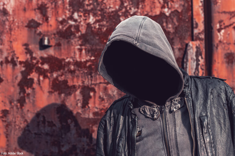 Taakstraf voor voorbereiden cocaïne-invoer via haven; eis OM was 15 maanden cel