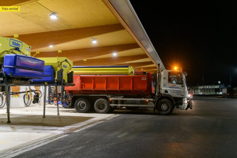 Strooiwagens Rijkswaterstaat weer in actie