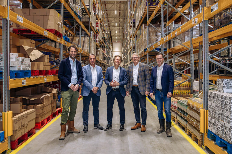 Montea en Lekkerland winnen award PropertyNL voor nieuw DC