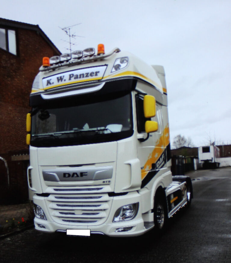 Duitse politie op zoek naar gestolen vrachtwagen