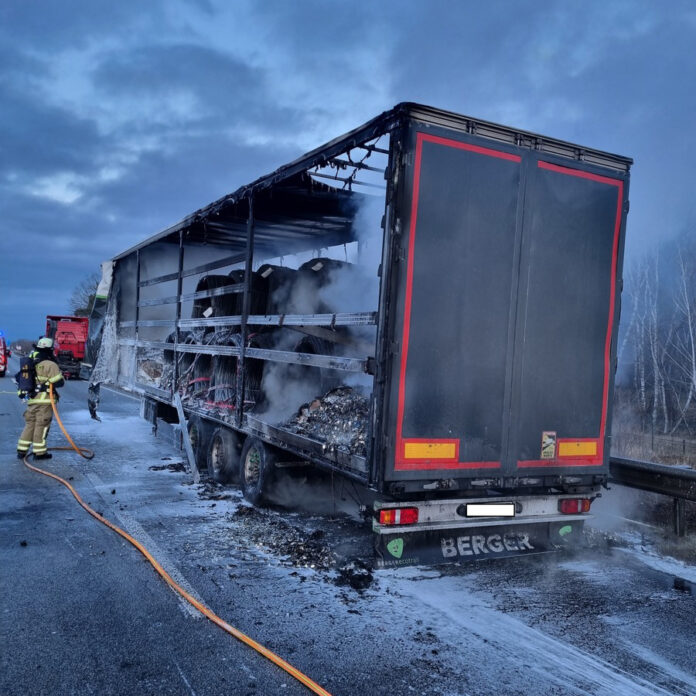 Brand in Trailer op Duitse A6