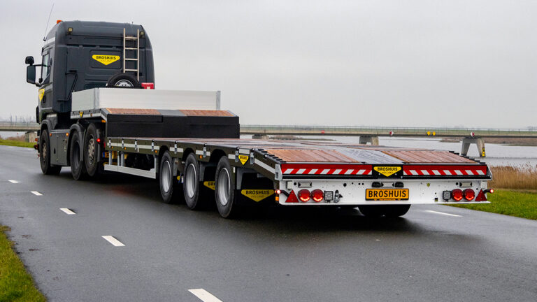 Broshuis introduceert vernieuwde naloop gestuurde semi diepladers