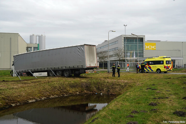 Chauffeur die sloot inreed in Hoogeveen was dronken