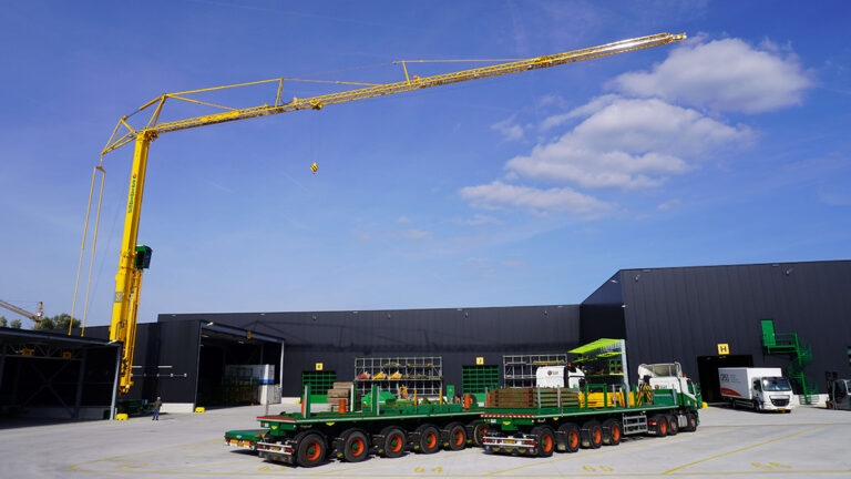 Koninklijke Saan breidt vloot uit met drie eLift-torenkranen van Spierings