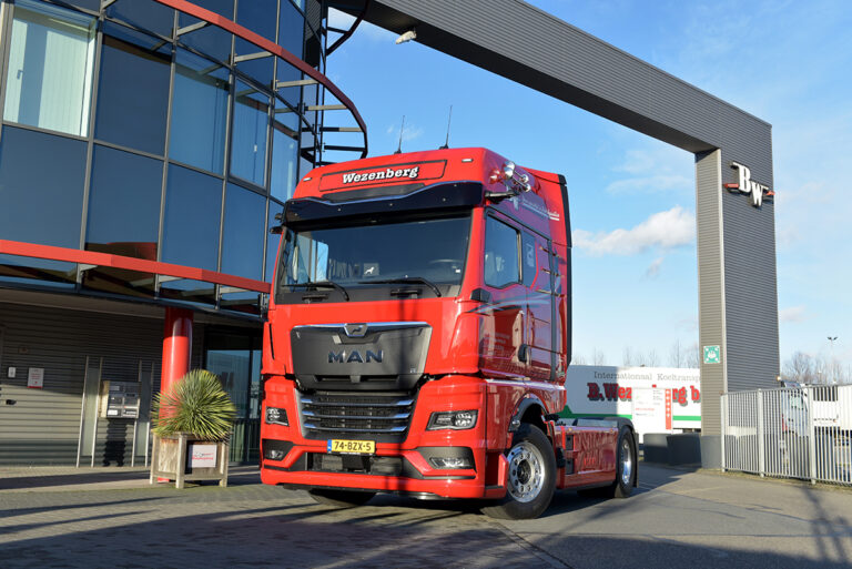 Drie MAN eTGX trekkers voor B. Wezenberg