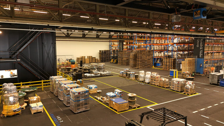 DHG levert nieuw bedrijfsgebouw op aan Hendrik Veder Group en start bouw SMARTLOG Rotterdam Eemhaven