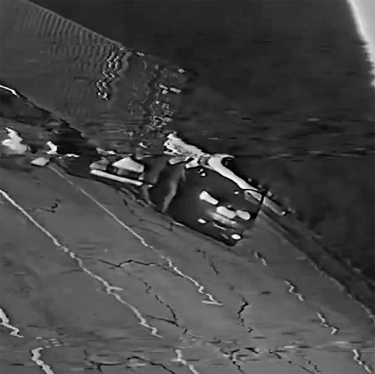 Spaanse politie ontmantelt gewelddadige bende die vrachtwagens leegroofde langs Catalaanse snelwegen [+video]