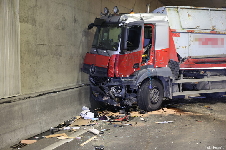 Ketheltunnel weer open na urenlange stremming