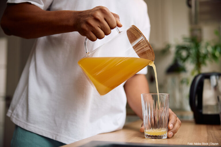 Vrachtwagenchauffeur beschuldigt werkgever van amfetamine in sinaasappelsap om drugsgebruik te verhullen