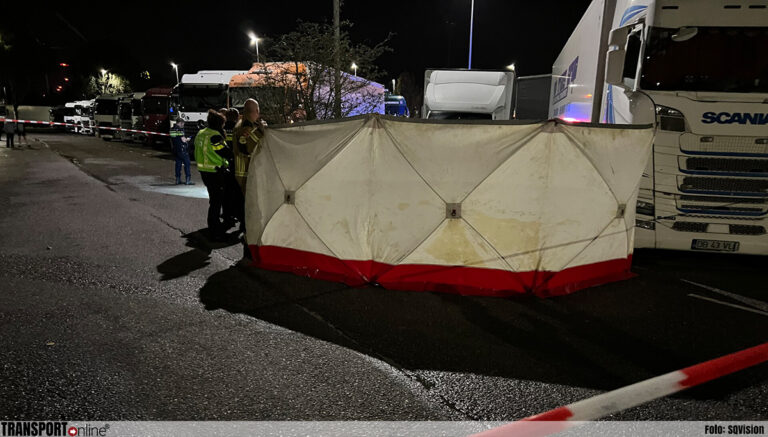 OM eist 12 jaar cel tegen vrachtwagenchauffeur die andere chauffeur doodstak bij Hazeldonk
