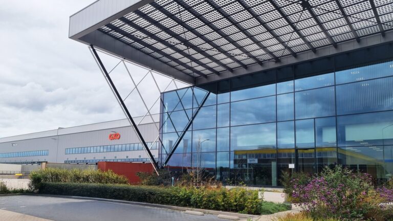 GXO en Revelyst verlengen en breiden hun samenwerking in Nederland verder uit