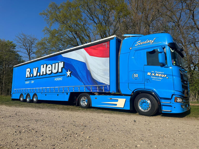 R. van Heur Transport investeert in innovatieve dubbeldek trailer met automatische vloer
