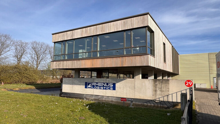 Rhenus kondigt strategische kantoorverhuizing aan van Vaassen naar Apeldoorn
