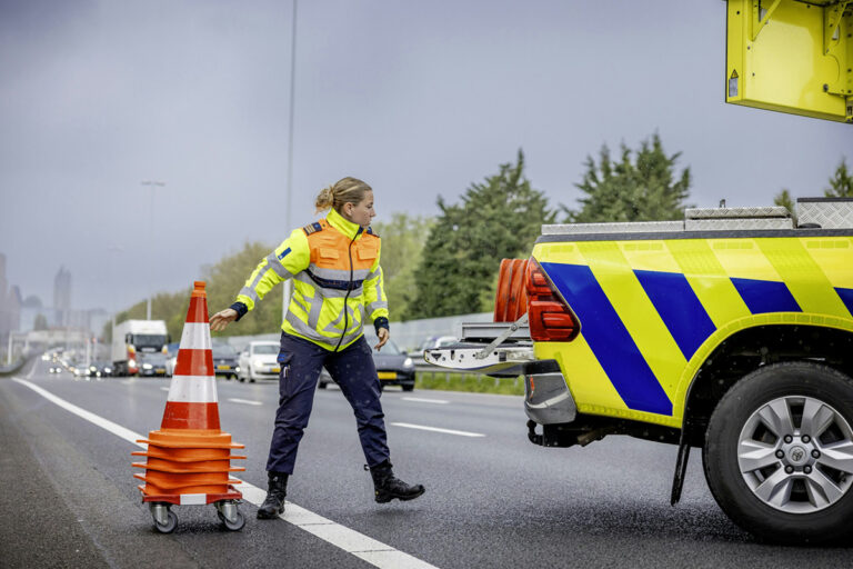 Aantal weginspecteurs Rijkswaterstaat stijgt met ruim tien procent