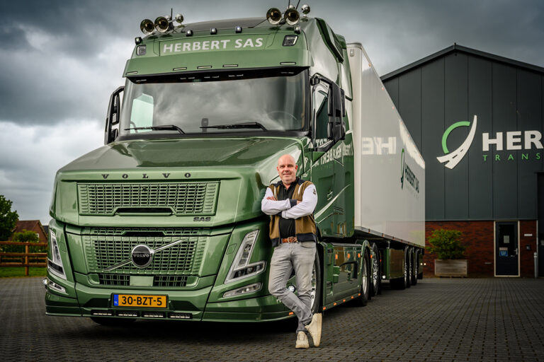 De nieuwe aanwinst van Herbert Sas heeft een neus met karakter en een trailer die daarbij past