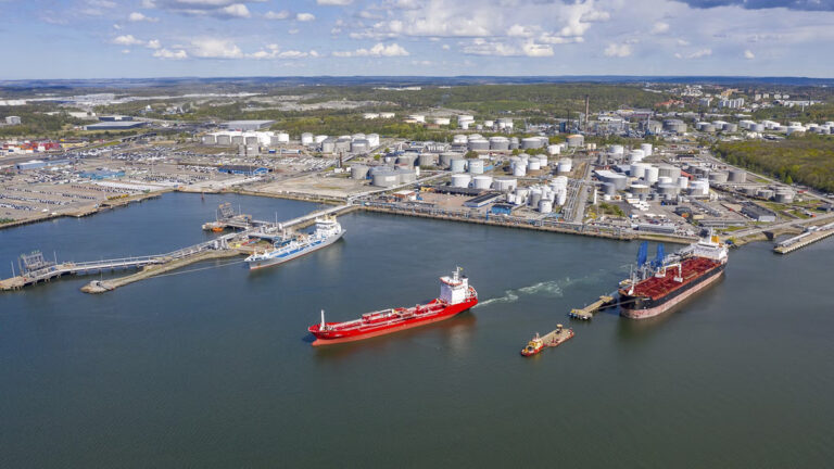 Zweeds geproduceerde bio-lng voor het eerst gebunkerd in haven van Göteborg