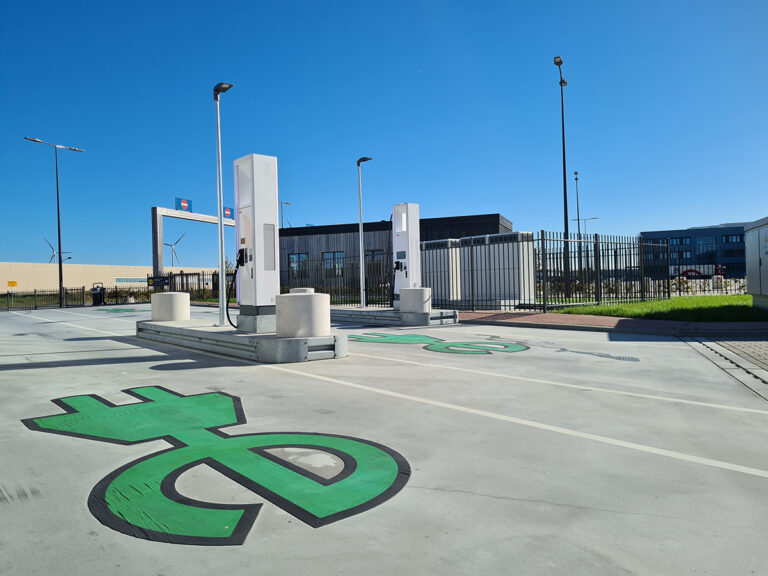 Lidl stelt laadpleinen open voor elektrische vrachtwagens van externe bedrijven