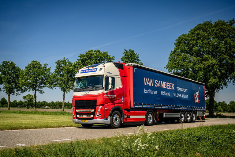 Van Sambeek Transport presenteert nieuwe Volvo FH-trekkers – Oldskool ontmoet innovatie
