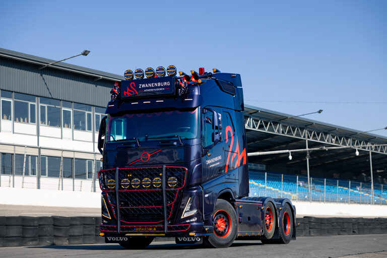 Volledig gecustomized: de nieuwe Volvo FH 6×2 van Zwanenburg