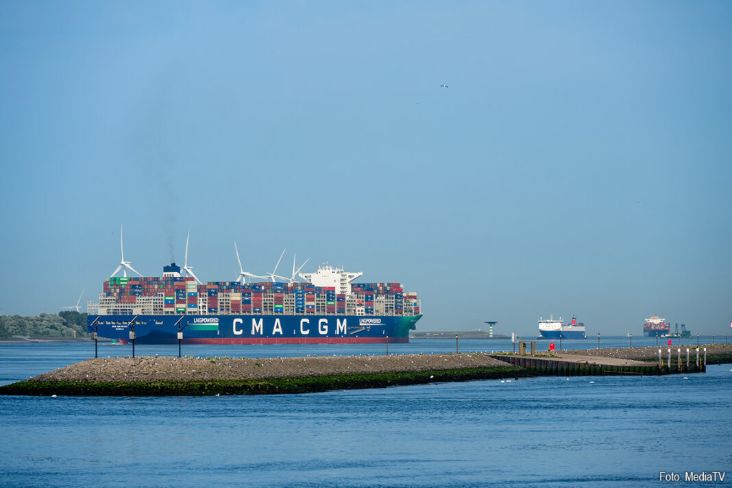 CMA CGM LNG Powered