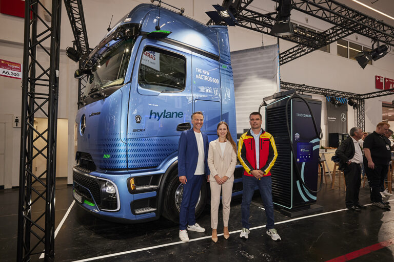DHL neemt 30 elektrische Mercedes-Benz eActros 600 trucks af via hylane