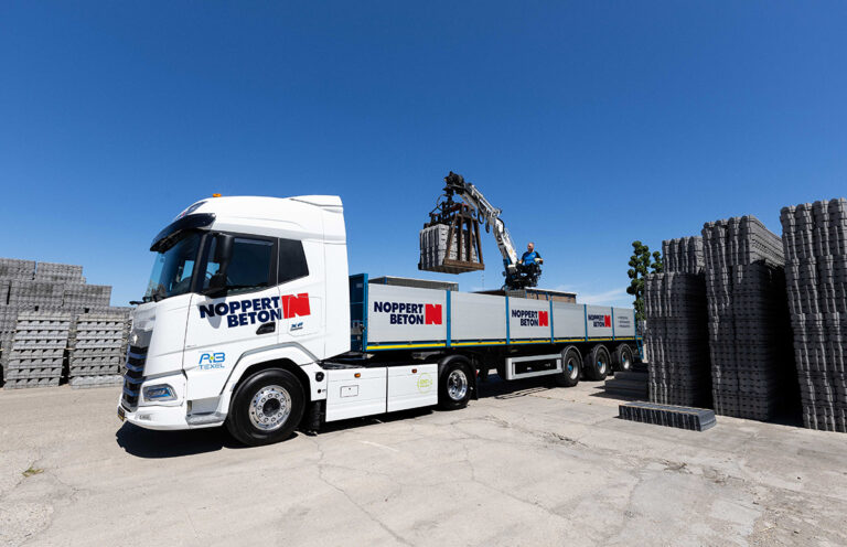 AB Texel en Noppert Beton zetten een volledig elektrische truck- en kraancombinatie in
