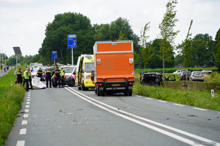 N194 bij Obdam dicht na ongeval met twee doden