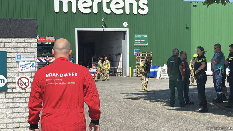 1200 liter salpeterzuur gemorst bij bedrijf Horst, pand ontruimd