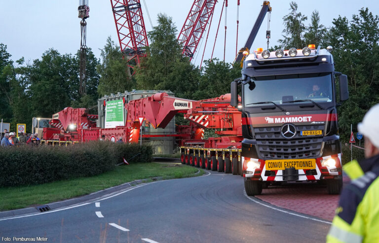250 ton zware transformator door Assen vervoerd [+foto’s]