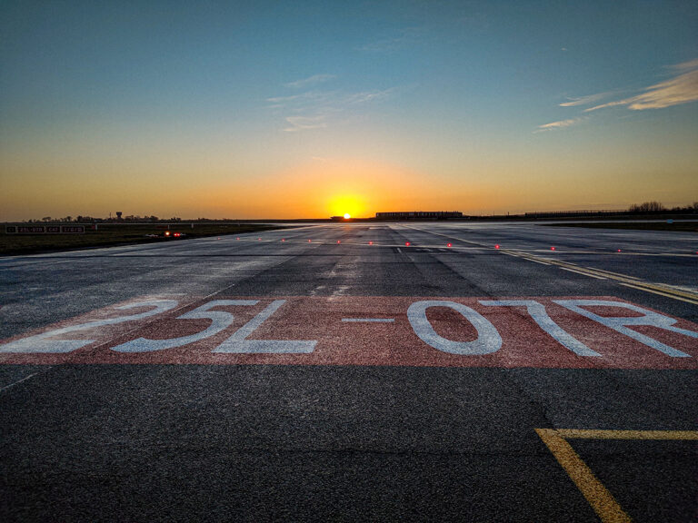 Brussels Airport renoveert start- en landingsbaan 07R/25L van 12 juli tot en met 27 augustus