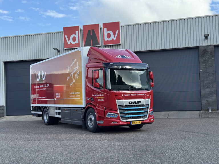 Eerste DAF XD Electric voor C. van den Heuvel Transport