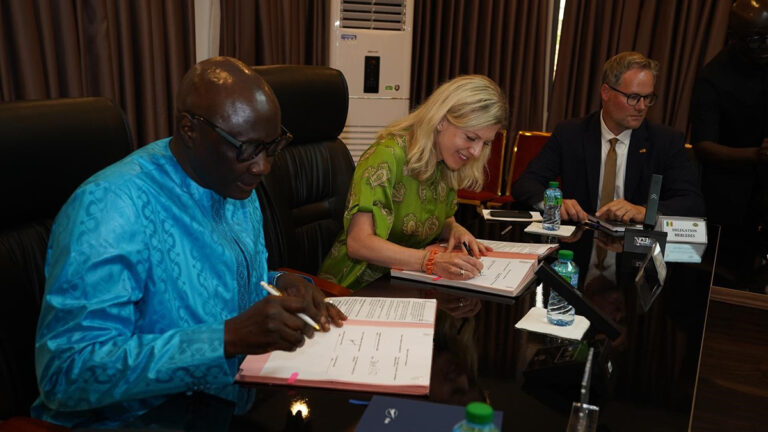 Daimler Truck start samenwerking voor vrachtwagenassemblage in Senegal