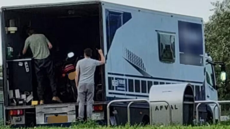 Vier aanhoudingen voor grootschalige drugssmokkel in bloemenkarren naar Scandinavië en het VK