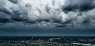 onweer op komst