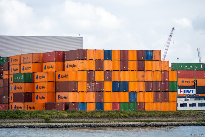Containers in Rotterdamse haven