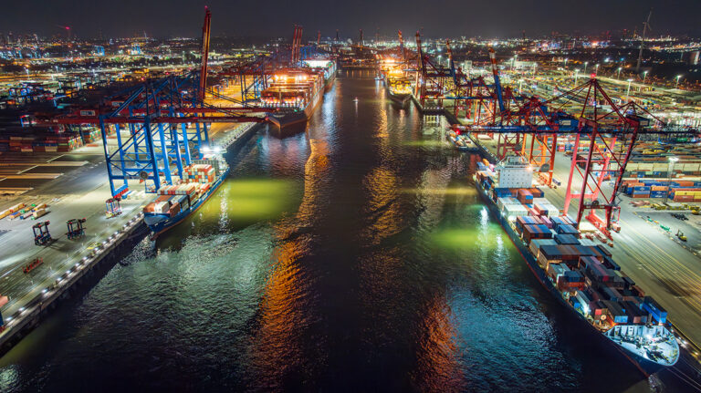 Haven van Hamburg noteert sterke groei containeroverslag in eerste halfjaar 2025