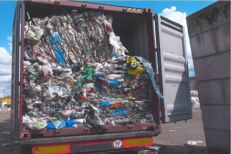 Zware straffen voor illegale export kunststofafval na onderzoek ILT-IOD