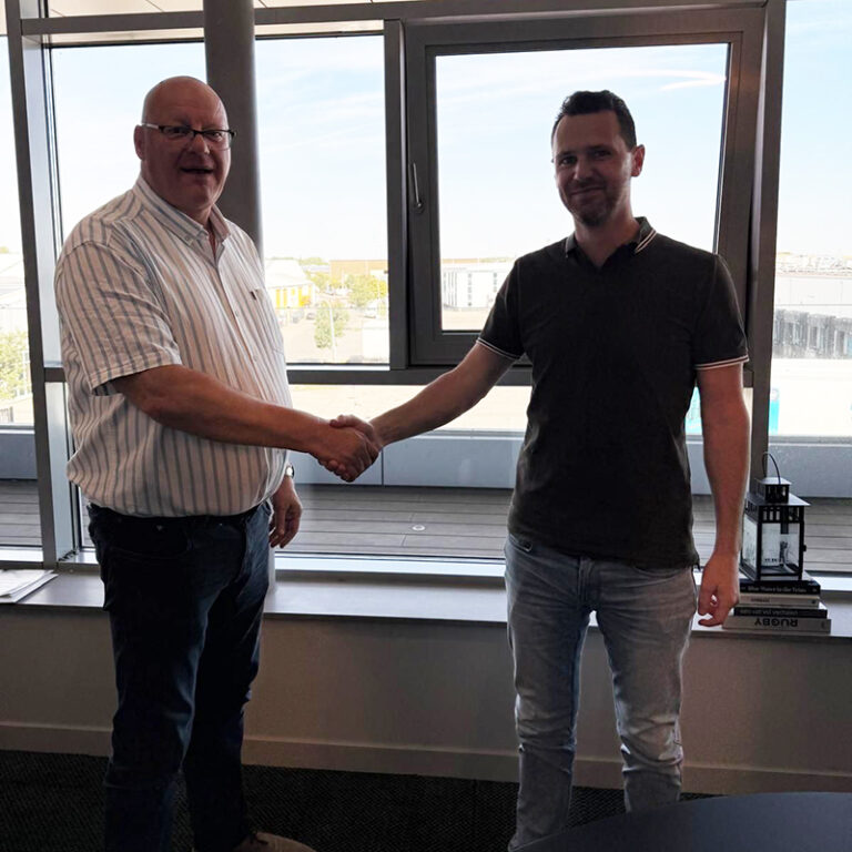 Bram Vlot neemt afscheid van Brouwer Urk Internationaal Transport, Kotra Logistics nu volledig eigenaar