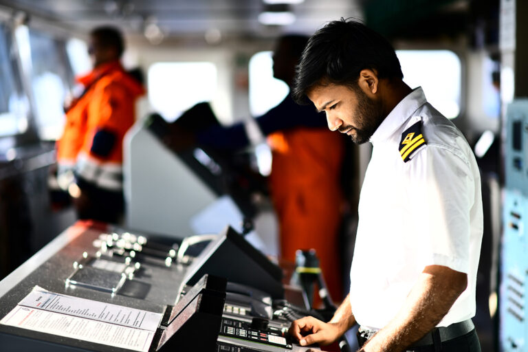 Wereldprimeur: Rotterdam koppelt haven en hydrografie in digitale zeekaart